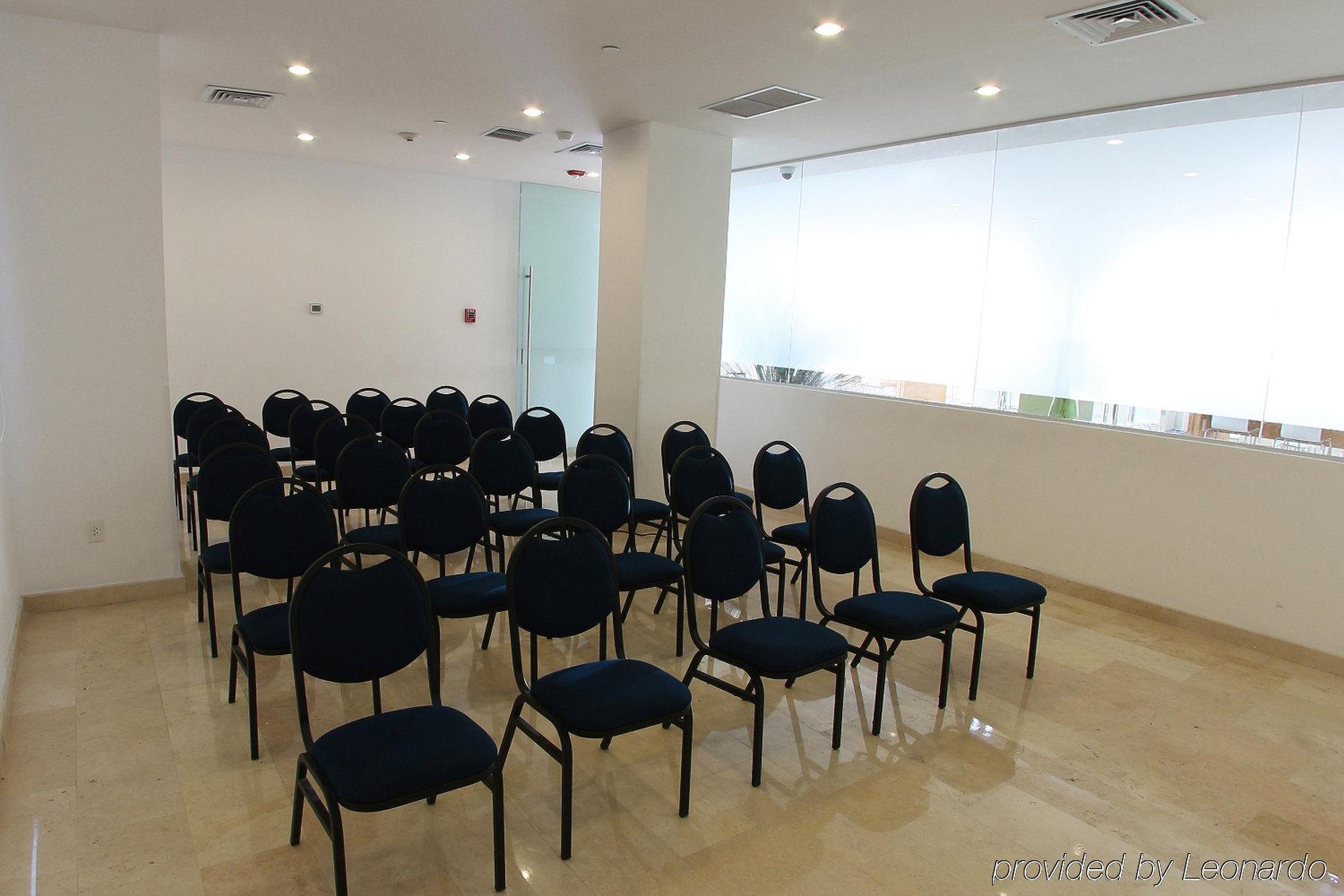 One Culiacan Forum Luaran gambar