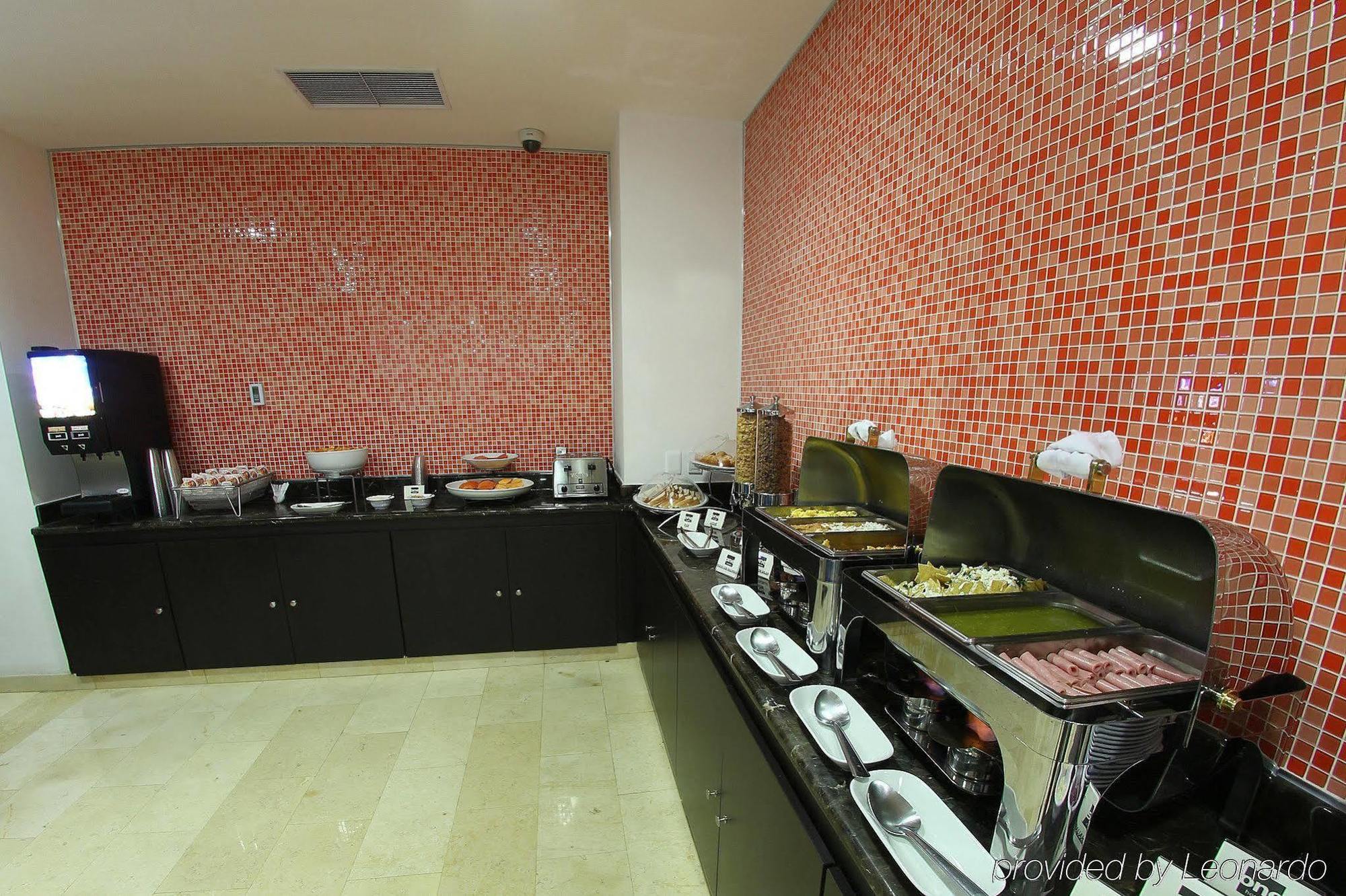 One Culiacan Forum Restoran gambar